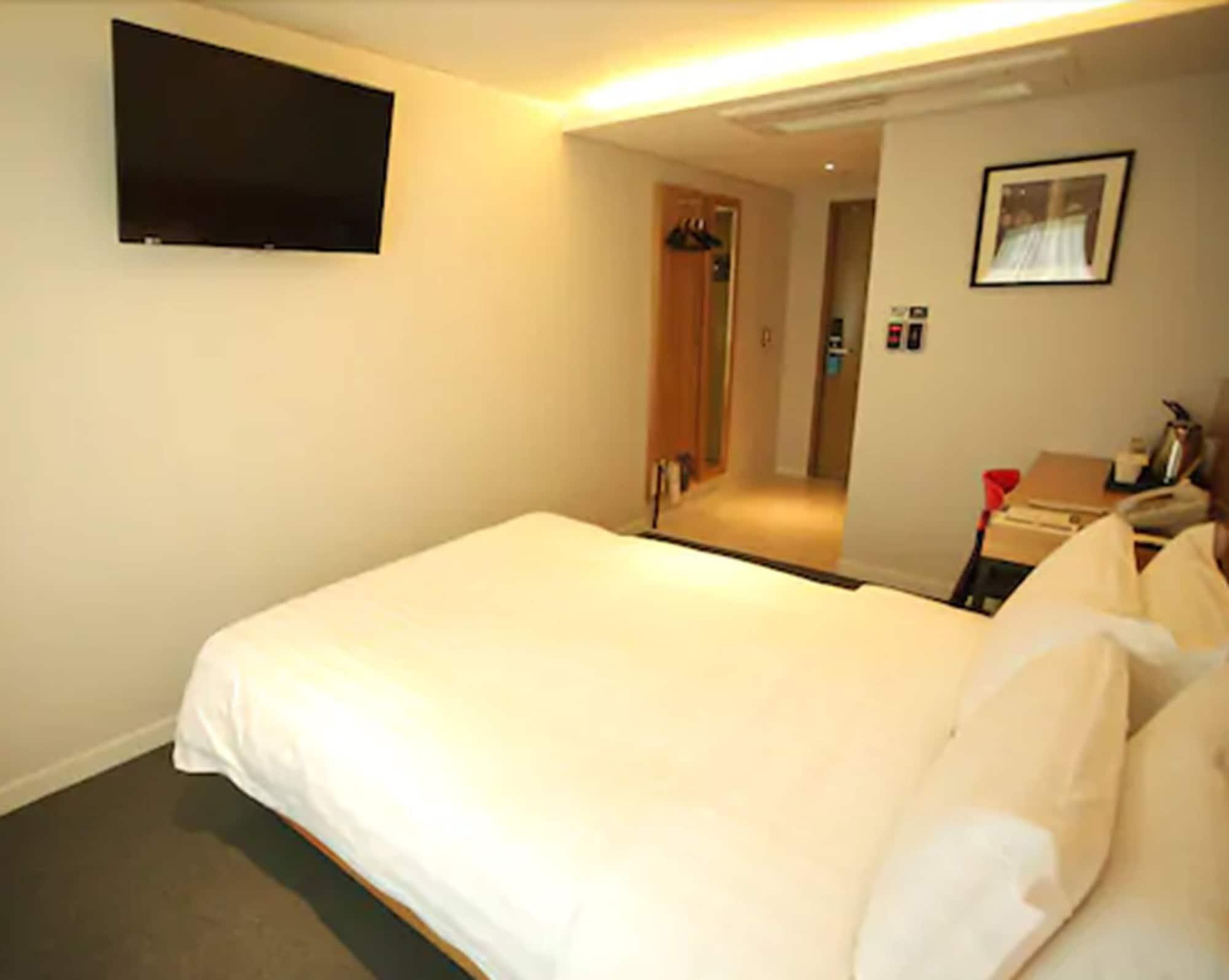 I.T.W Hotel Seoel Buitenkant foto